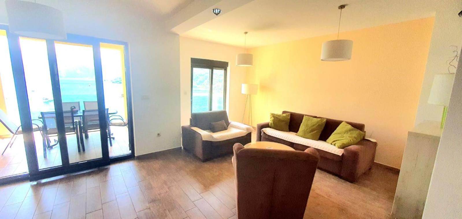 Keystone Apartments Donji Morinj Oda fotoğraf