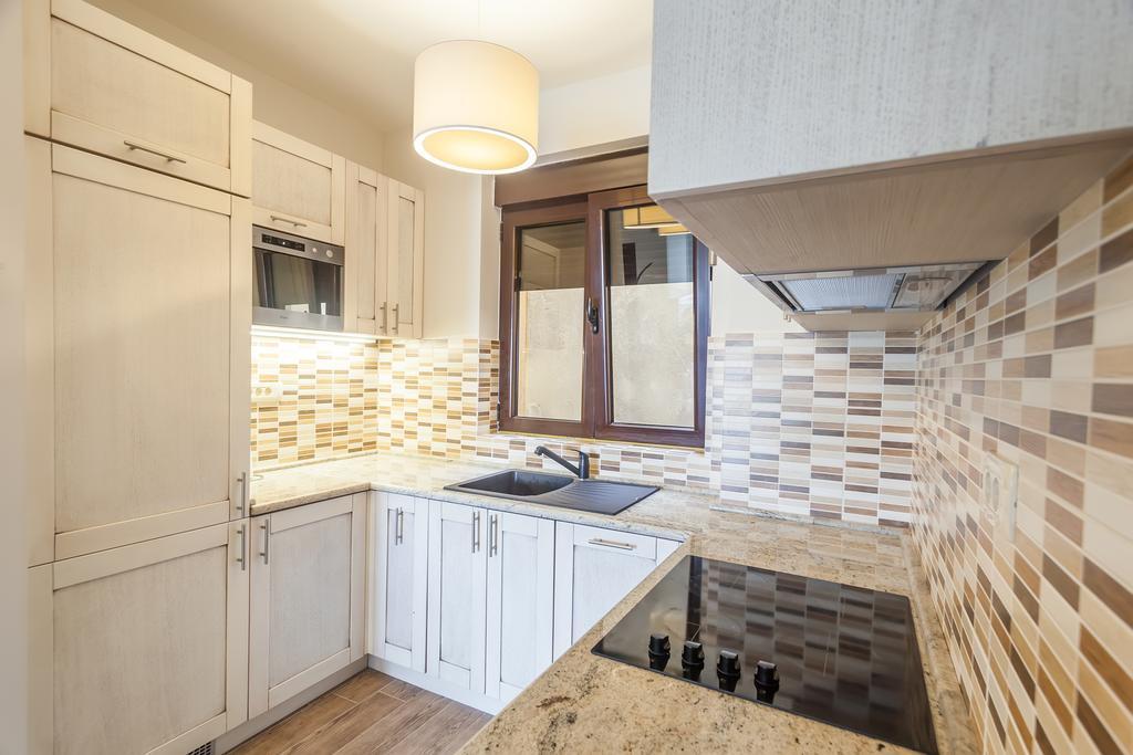 Keystone Apartments Donji Morinj Oda fotoğraf