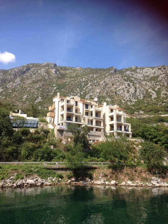 Keystone Apartments Donji Morinj Dış mekan fotoğraf