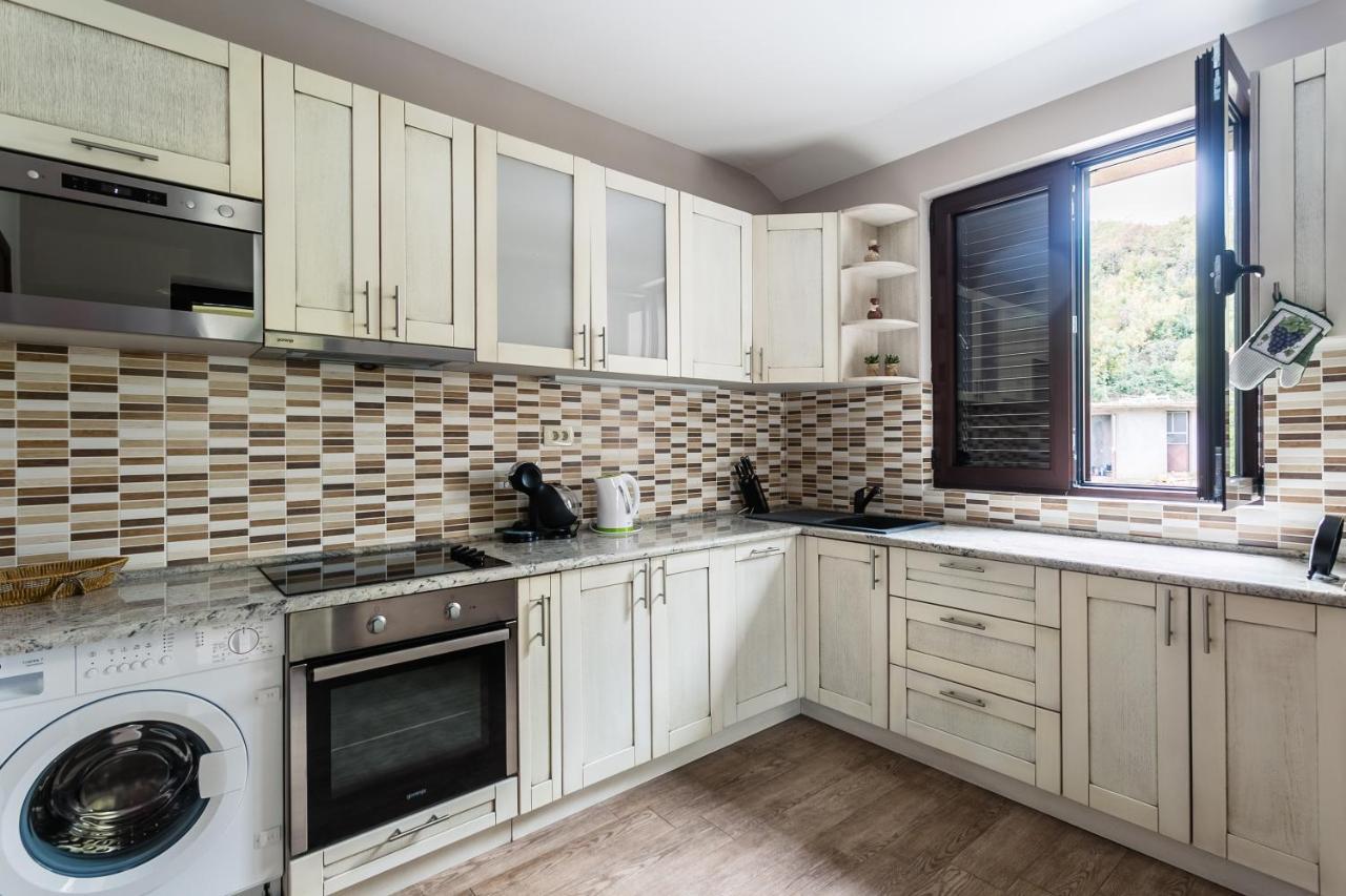 Keystone Apartments Donji Morinj Dış mekan fotoğraf