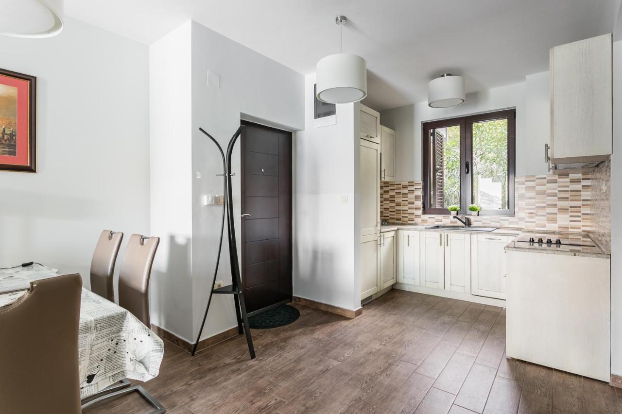 Keystone Apartments Donji Morinj Dış mekan fotoğraf